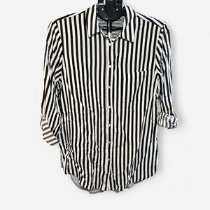 Jane + Delancey black and white striped button-up blouse sz Medium